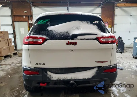 2018 Jeep Cherokee Trailhawk z USA, uszkodzony, nr VIN 1C4PJMBX5JD570714